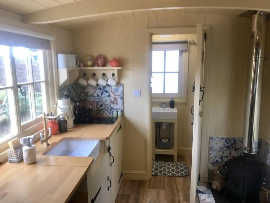 The Humble Hut Apartment Wooler Exterior photo