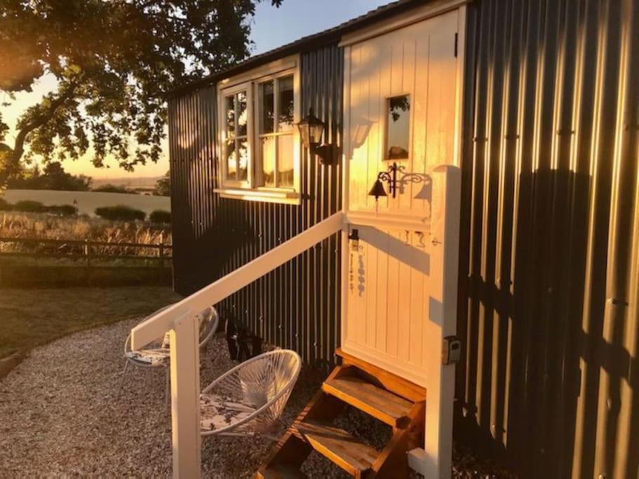 The Humble Hut Apartment Wooler Exterior photo